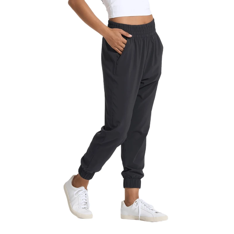 Vuori Villa Jogger - Women's 2 Vuori Villa Jogger - Women's - Image 2