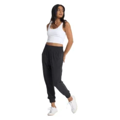 Vuori Villa Jogger - Women's 11 Vuori Villa Jogger - Women's -Kell Warm Shop 1400871 800 auto